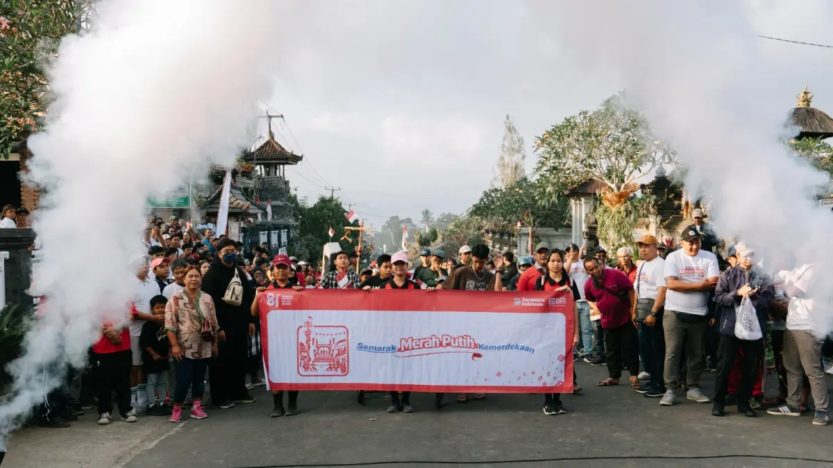 Semarak Merah Putih di Desa Angseri, BRI menyediakan pemeriksaan kesehatan gratis bagi 500 masyarakat.