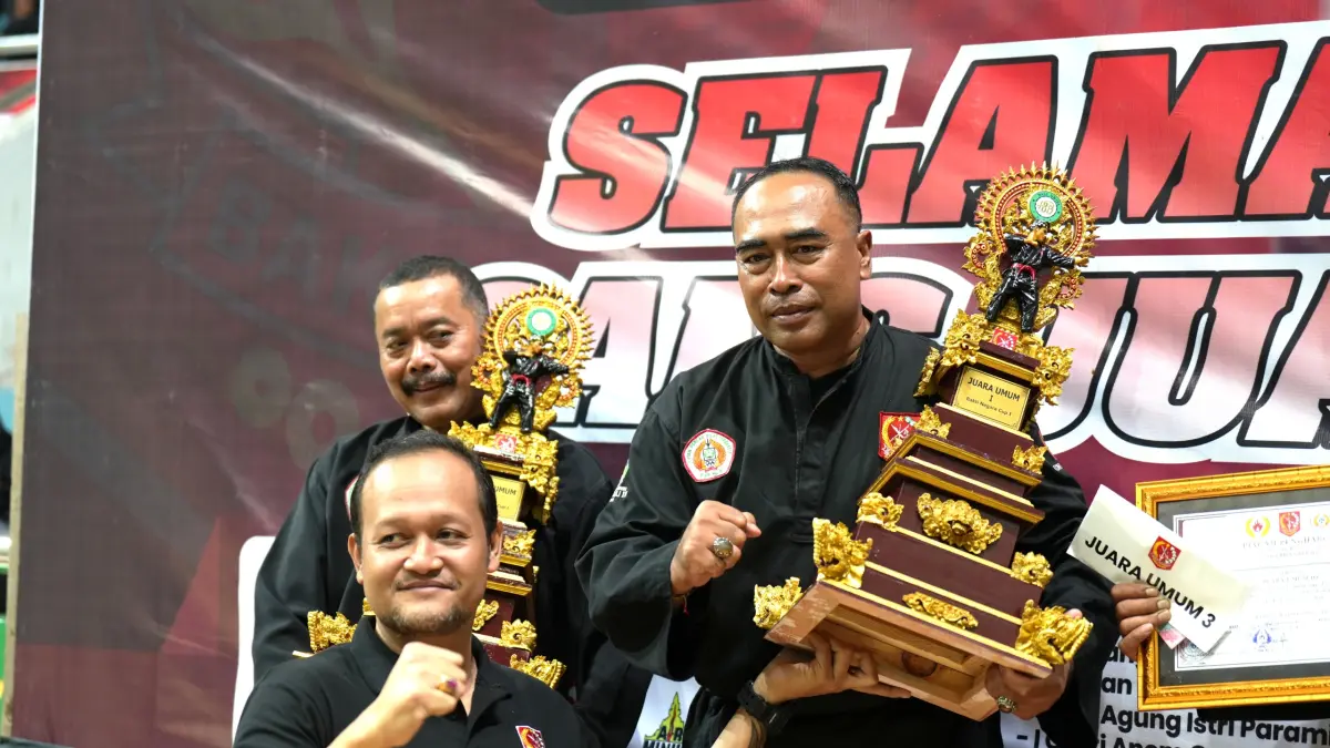 Wakil Bupati Badung Bagus Alit Sucipta saat penutupan Kejuaraan Pencak Silat Bakti Negara Cup I Tahun 2026 di GOR Purna Krida Kerobokan, Selasa (8/9). (Ist)