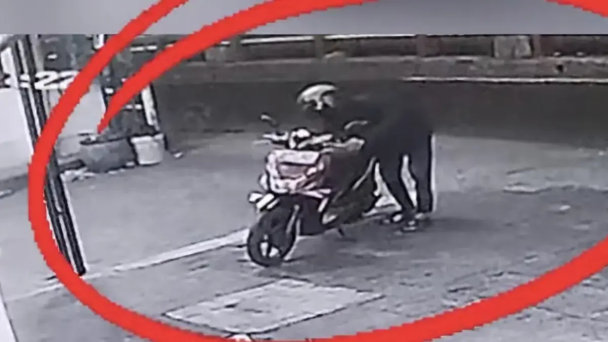 KETEMU: Motor korban saat dicuri di Jalan Rungkut Tengah, Surabaya, akhirnya ditemukan usai pasang GPS.(IST/RADAR SURABAYA)