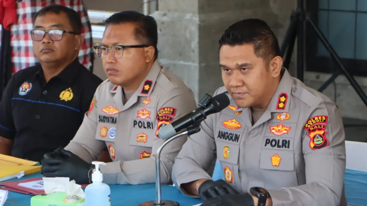 Kapolres Bangli AKBP Anggun Andhika Putra (kanan) merilis dugaan tindak pidana perdagangan orang (TPPO), Kamis (24/9/2026). (Ist)