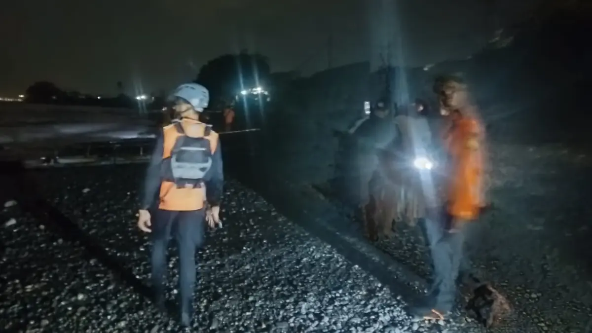 Tim SAR melakukan pencarian bocah hilang di Pantai Gerokgak, Buleleng, Kamis (26/9/2026). (Ist)