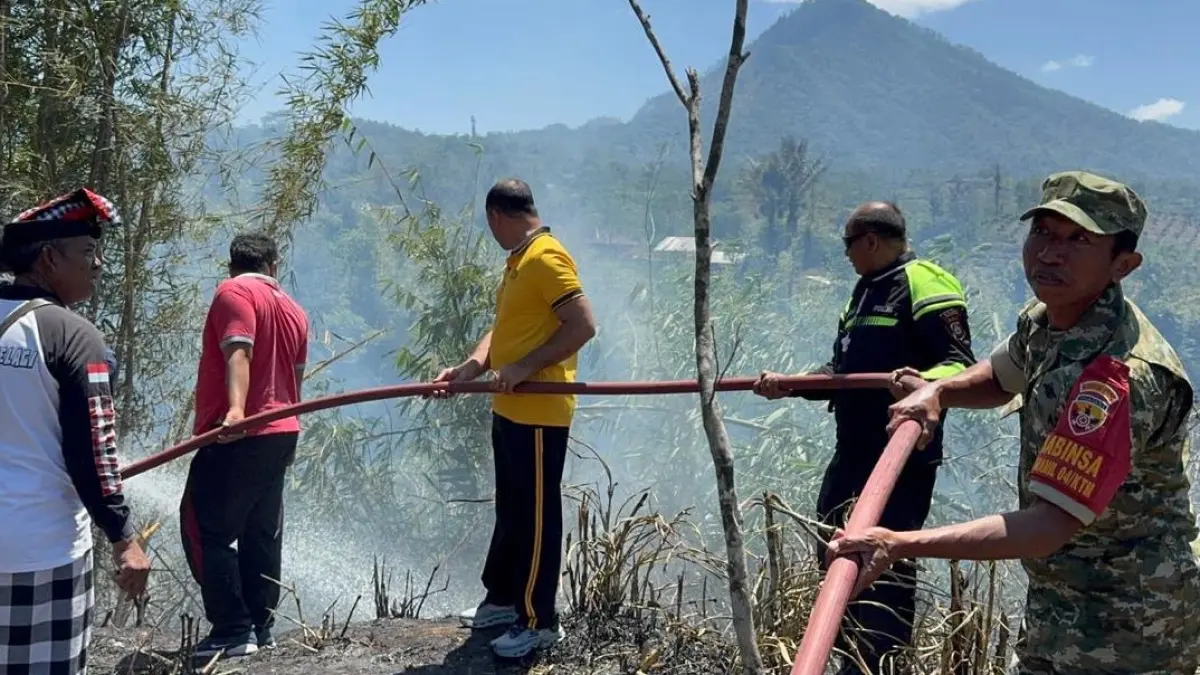 Peristiwa kebakaran lahan di Desa Suter, Kecamatan Kintamani, Bangli, Jumat (25/9/2026). (Ist)