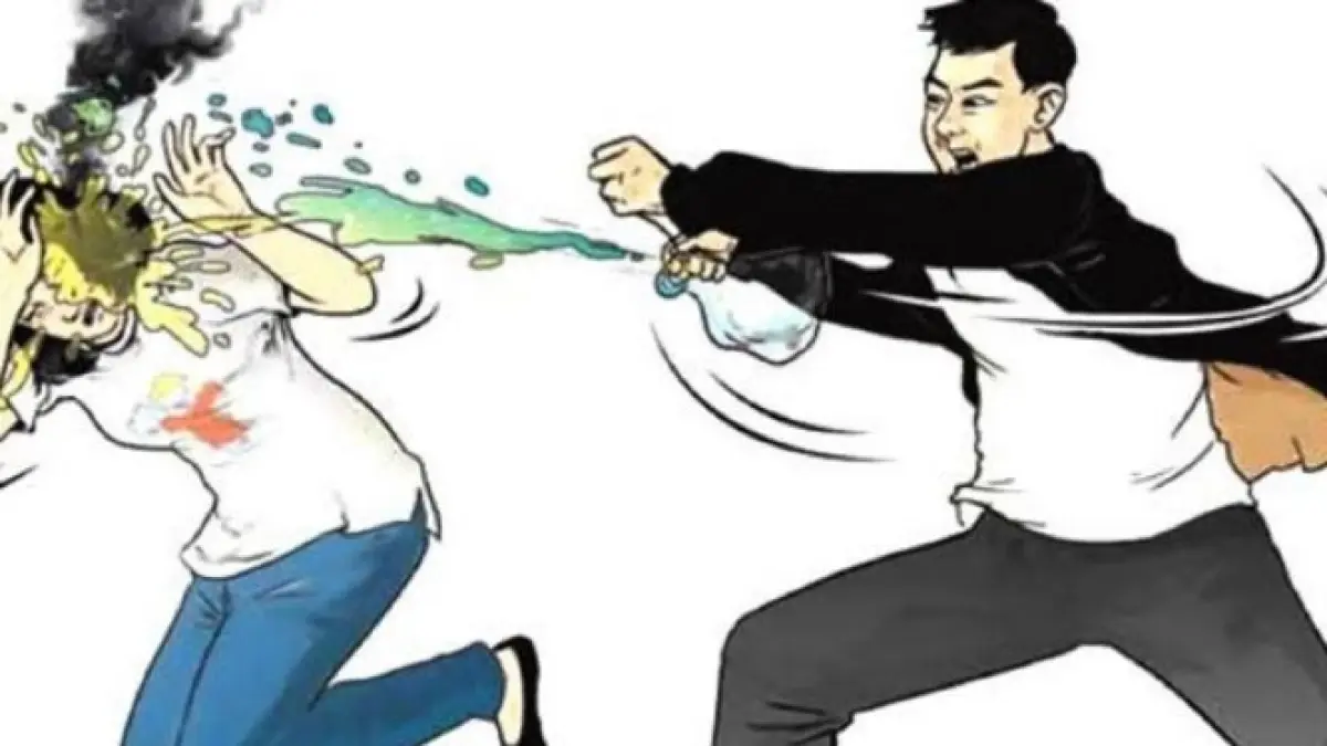 Ilustrasi penyiraman air keras. (Antara)