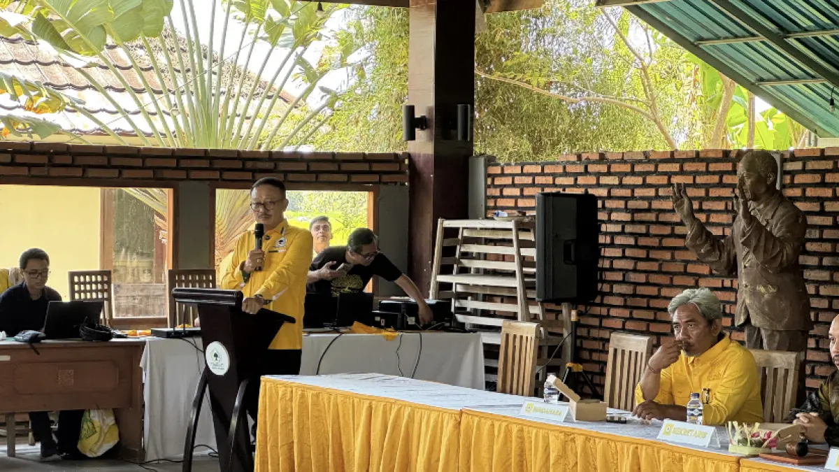CERDAS:&nbsp;Ketua DPD Partai Golkar Bali, I Gede Sumarjaya Linggih alias Demer