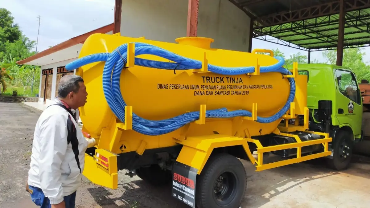 Mobil penyedot tinja milik Pemkab Bangli tak berfungsi sejak dibeli pada 2019. (Dok Bali Express)