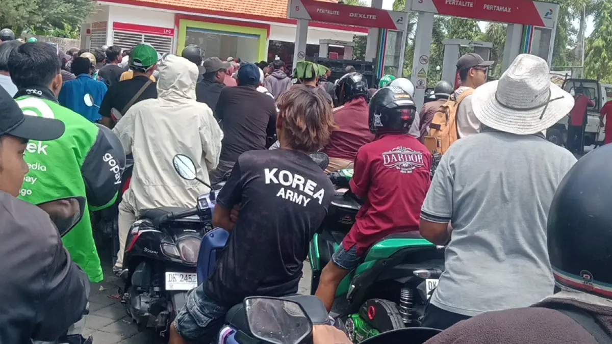 KMHDI Badung Minta Presiden Ganti Menteri ESDM dan Dirut Pertamina Imbas Krisis BBM Bali