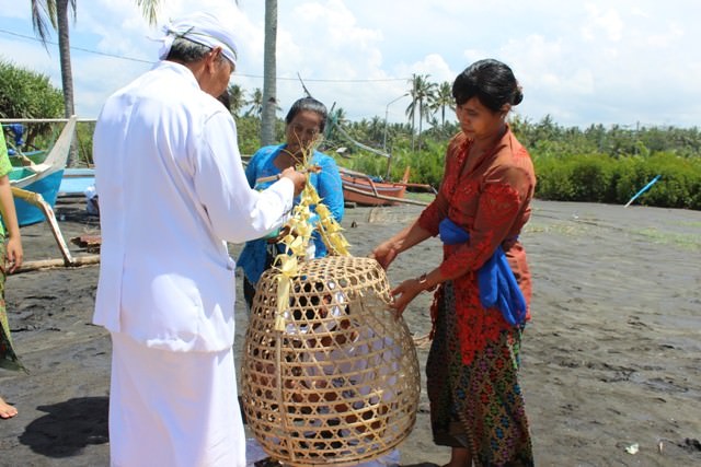 Fungsi dan Makna Guwungan Bagi Umat Hindu di Bali (1)