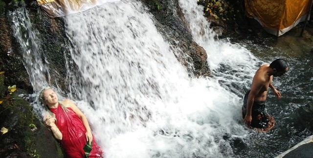 Berawal dari Turis, Sampai Dipercaya Jadi Tempat Panglukatan