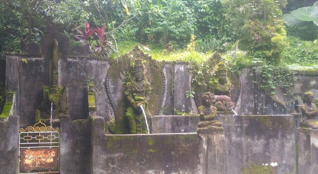 Pancoran Batan Nyuh; Pasraman Alit Ida Sang Hyang Budha
