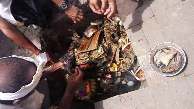 Simbol Pengantar Kekuatan, Ngereh Gunakan Darah Kucit Butuan