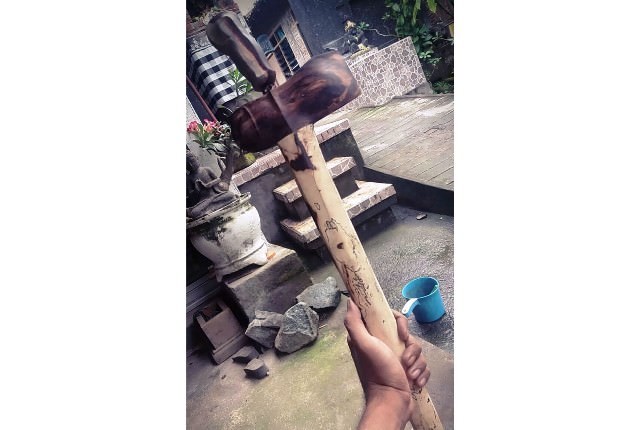 Begini Sejarah Menikahi Keris dalam Tradisi Hindu di Bali