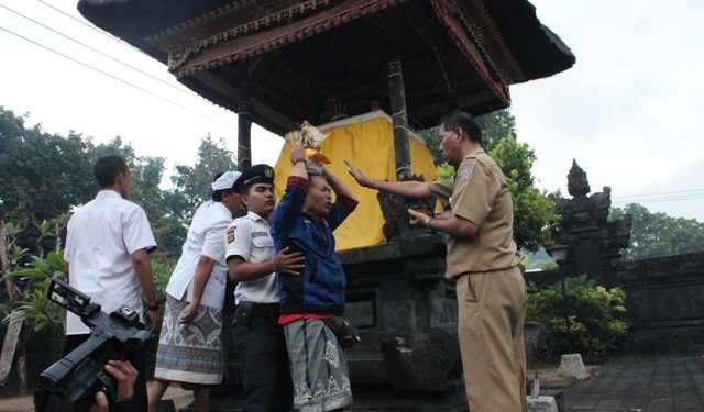 Ini Kejadian Aneh yang Terjadi Saat Kantor Gubernur Bali Terbakar