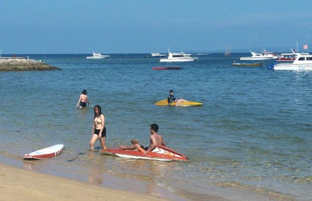 Pantai Semawang Tempat Nyaman Bermain dan Manjakan Hobi