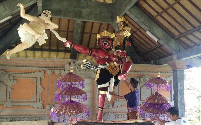 Ogoh-ogoh Semeton Bukit Angkat Lubdaka Siwa Loka