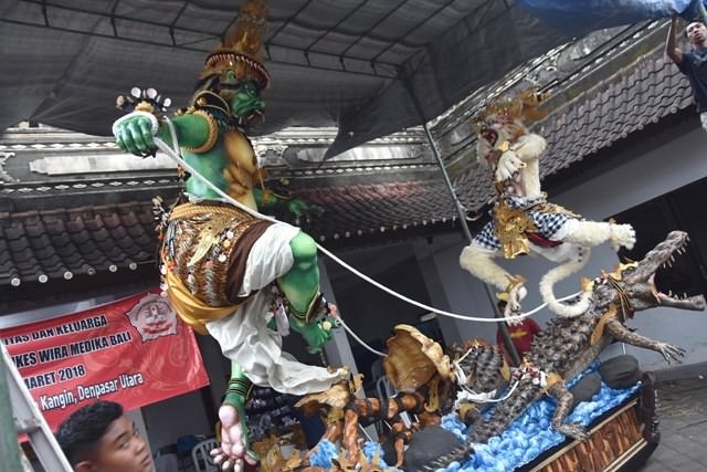 ST Banjar Ambengan Angkat Kisah Sura Bhuta Runtuh