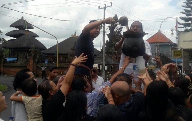 Yeh Dangdang di Puri gede Belayu Diyakini Jadi Obat dan Tolak Bala