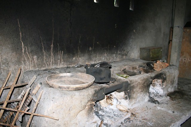 Begini Alasan Sepulang dari Bepergian Disarankan Masuk Dapur Dulu
