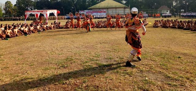Kisah Perjuangan I Lastri Diangkat dalam Cak Kolosal