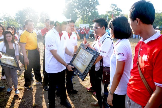 Peringati May Day, Pemkot Beri Penghargaan kepada Perusahaan Terbaik