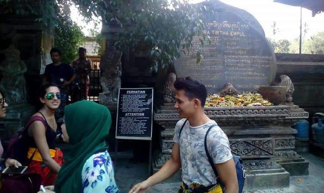 Tempat Melukat Tirta Empul Disebut Dibooking, Pemedek Kecewa