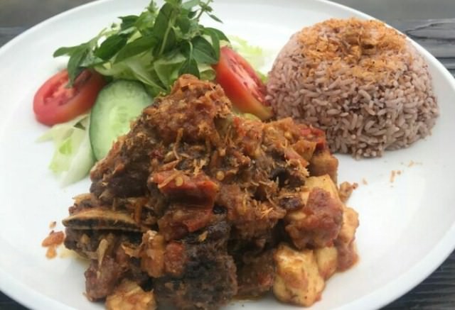 Ada Menu Baru yang Bikin Ketagihan di Gong Jatiluwih