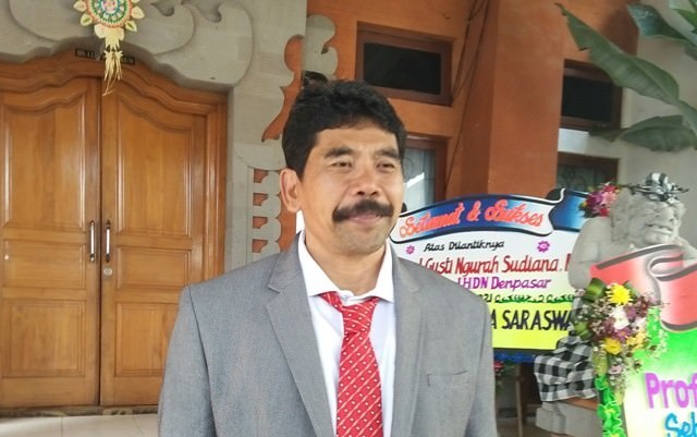 Begini Cara dan Orang yang Berhak Membuat Tirta