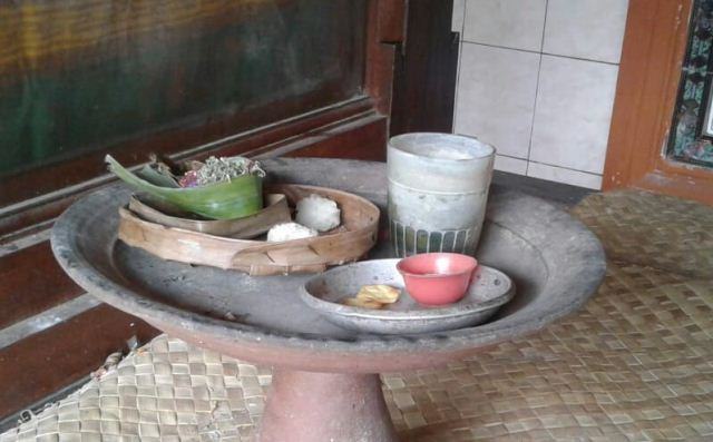 Begini Makna dan Tujuan Banten Pawedangan dan Ajengan