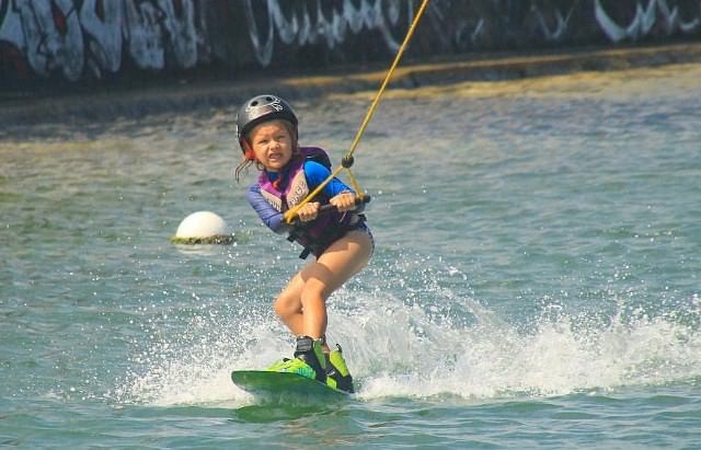 Ini Tantangan Bermain Cable Wakeboarding Terbesar di Indonesia