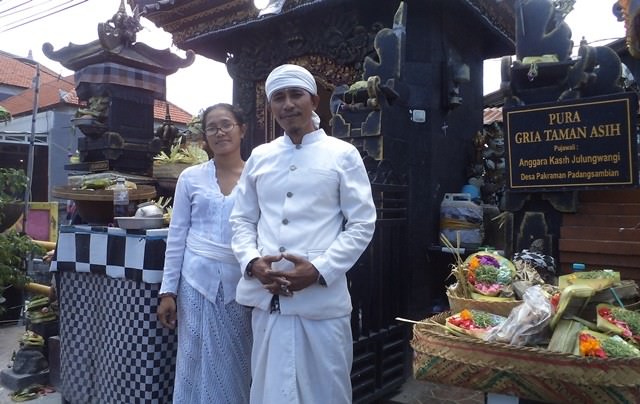 Tempat Khusus Mohon Petunjuk Niskala di Dekat Tempat Pembuangan Mayat