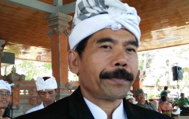 Menepis Mitos, Mengurai Makna Banten Saraswati