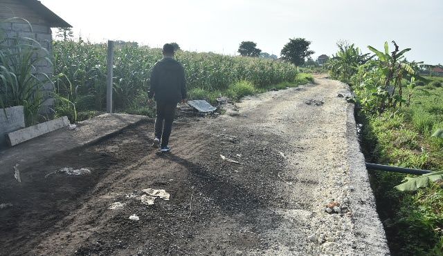 Bikin Akses ke Tanah Kavling, Saluran Irigasi Menyempit
