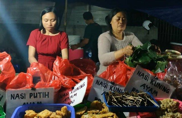 Wisata Kuliner Malam di Pasar Kreneng, dari Jinggo hingga Babi Guling