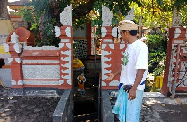 Pura Taman Sari Singaraja; Tempat Melukat dan Memohon Kesembuhan