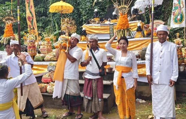 Pura Ulunsuwi Candikuning Miliki Enam Patung Bersejarah