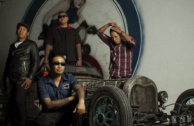 Suicidal Sinatra Konsisten Karya ‘Aliran Kiri’