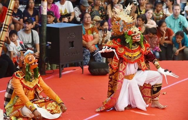 Sekaa Wayang Wong Tejakula Angkat Cerita Gugurnya Patih Prahasta
