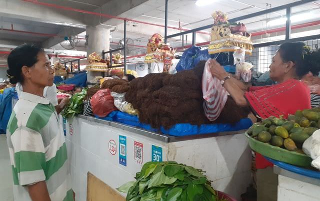 Tembakau Guwang Jadi Favorit Pedagang Pasar Badung