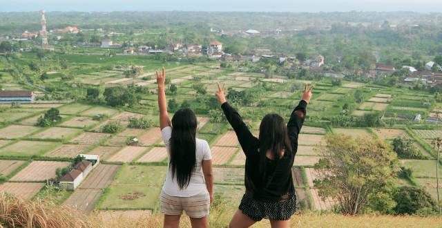 Hamparan Ilalang Bukit Belong yang Menantang