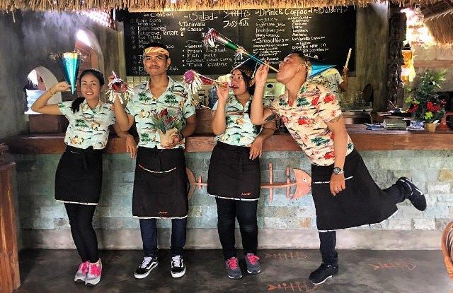 Menikmati Makanan di Moana Layaknya di Polinesia