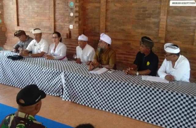 Pemadaman Api di Gunung Batukaru Dihentikan, Pendakian Ditutup