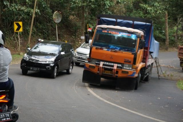 Truk Mogok, Tanjakan Bukit Bangli Terganggu