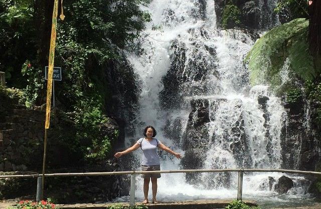 Air Terjun Jembong di Ambengan Tawarkan Alam Eksotik