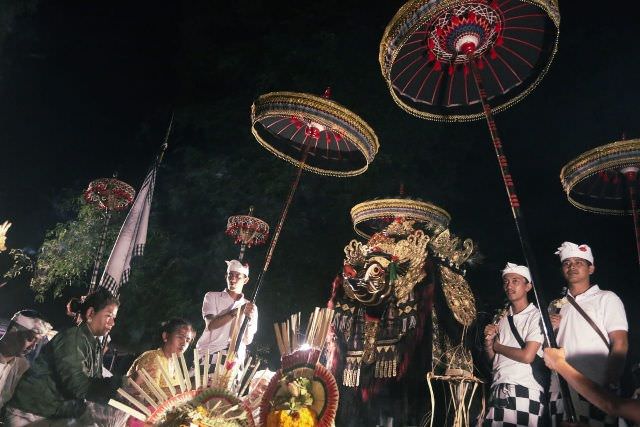 Paska Dipasupati, Sasuhunan Wajib Diuji Daya Magisnya
