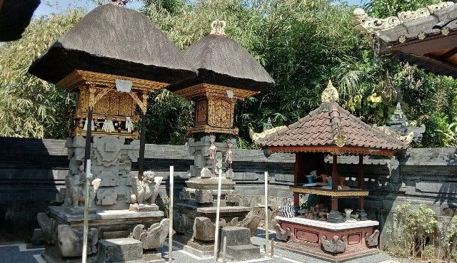 Tangis Lutung Isyarat Bencana dari Pura Siwa Bentuyung