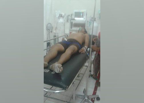 Kerauhan, Warga Seraya Tembus Tertusuk Keris saat Ngunying