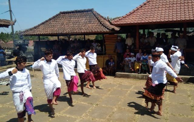 Pedawa Gelar Upacara Saba Malunin, Pentaskan Belasan Tarian Sakral
