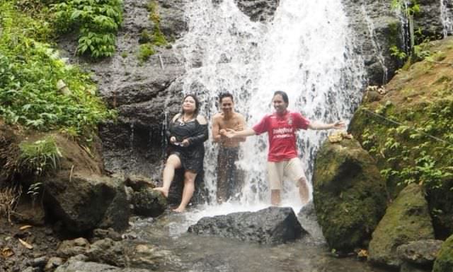 Indahnya Air Terjun Langgahan di Kintamani