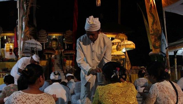 Tirthayatra Itu Penting, Lebih Mantap dengan Brata dan Upawasa