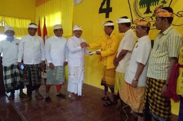 Sekda Giri Putra Resmi Daftar Calon Bupati di Golkar