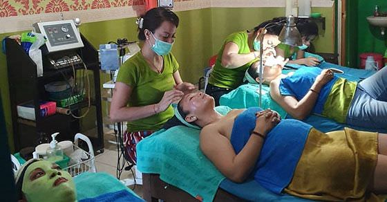 Rawat Kulit dengan Teknologi Modern di Rossi Skincare and Spa